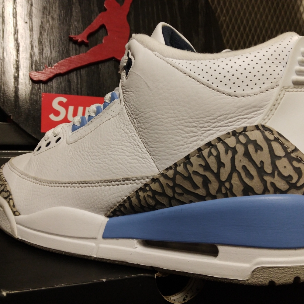 Retro Jordan 3 UNC size 10 men's